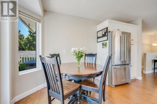 4275 Simeon Court, Kelowna, BC - Indoor Photo Showing Dining Room