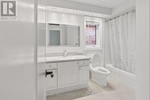 3265 Paul Henderson Drive, Mississauga (Churchill Meadows), ON - Indoor Photo Showing Bathroom