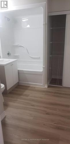 107 - 50 Herrick Avenue, St. Catharines, ON - Indoor Photo Showing Bathroom