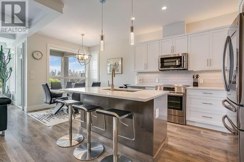 2331 Tallus Ridge Drive Unit# 4, West Kelowna, BC - Indoor Photo Showing Kitchen With Upgraded Kitchen