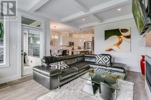 2331 Tallus Ridge Drive Unit# 4, West Kelowna, BC - Indoor Photo Showing Living Room