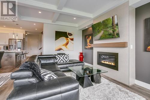 2331 Tallus Ridge Drive Unit# 4, West Kelowna, BC - Indoor Photo Showing Living Room With Fireplace