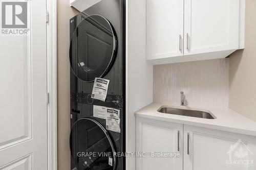 269 Turquoise Street, Prescott And Russell, ON - Indoor Photo Showing Laundry Room