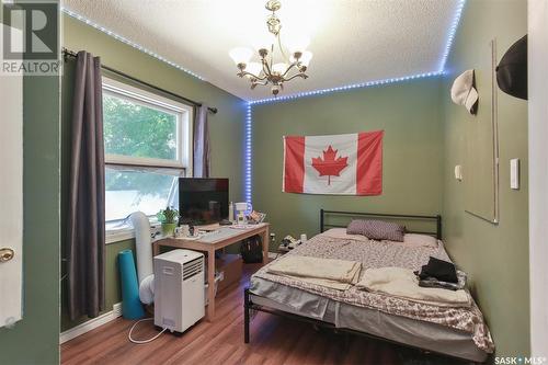 1109 9Th Avenue Nw, Moose Jaw, SK - Indoor Photo Showing Bedroom