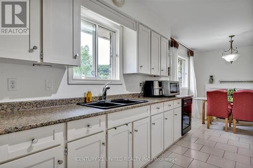 672 Percy Boom Road, Trent Hills (Campbellford), ON - Indoor Photo Showing Kitchen With Double Sink