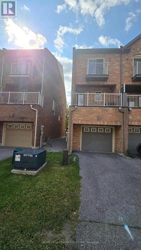 16 Truchard Avenue, Markham (Berczy), ON - Outdoor