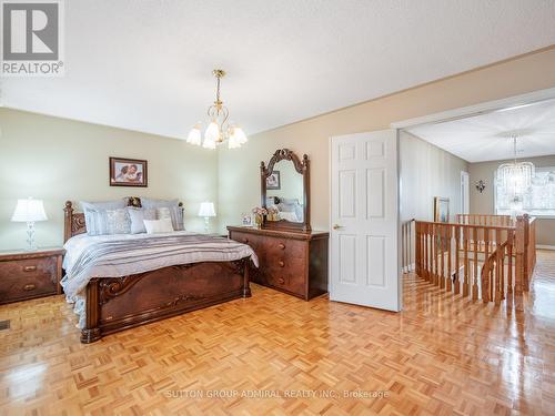 10 Silmoro Court, Vaughan (Maple), ON - Indoor Photo Showing Bedroom