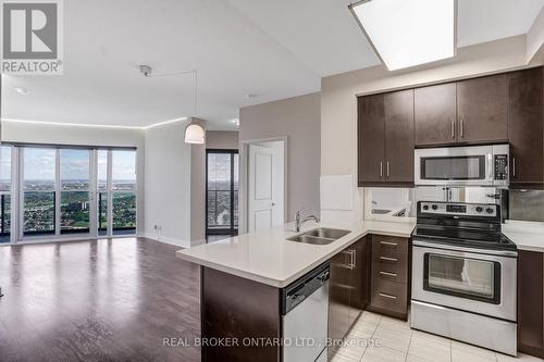 4607 - 60 Absolute Avenue, Mississauga (City Centre), ON - Indoor Photo Showing Kitchen With Double Sink