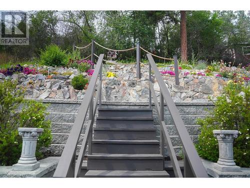 334 Moubray Road, Kelowna, BC - Outdoor