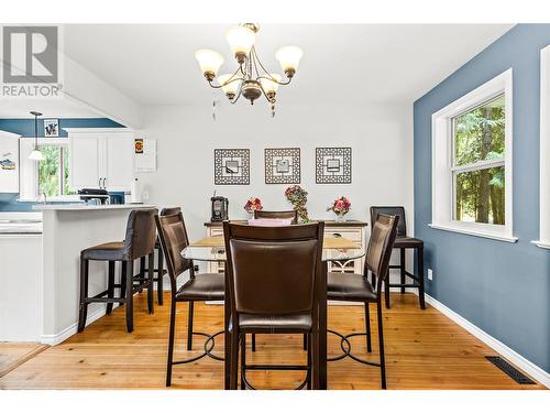 1144 Wharf Road, Scotch Creek, BC - Indoor Photo Showing Dining Room