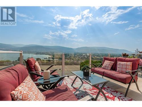 415 Ridge Road, Penticton, BC - Outdoor With View