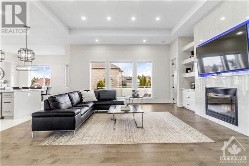 475 Lockmaster Crescent, Ottawa, ON - Indoor Photo Showing Living Room With Fireplace