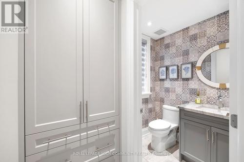 9966 Keele Street, Vaughan (Maple), ON - Indoor Photo Showing Bathroom