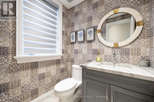 9966 Keele Street, Vaughan, ON - Indoor Photo Showing Bathroom