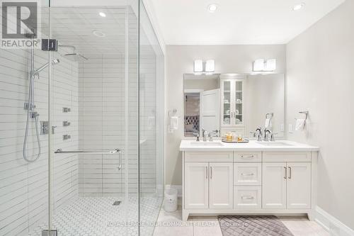 9966 Keele Street, Vaughan (Maple), ON - Indoor Photo Showing Bathroom