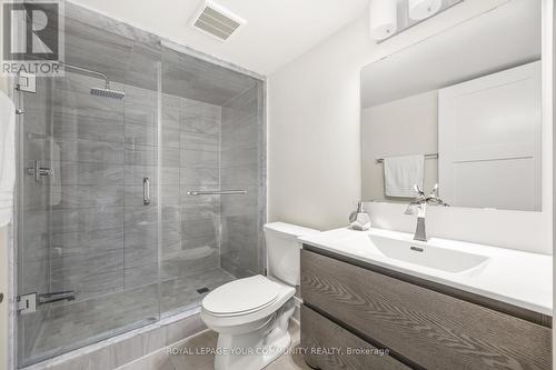 9966 Keele Street, Vaughan (Maple), ON - Indoor Photo Showing Bathroom