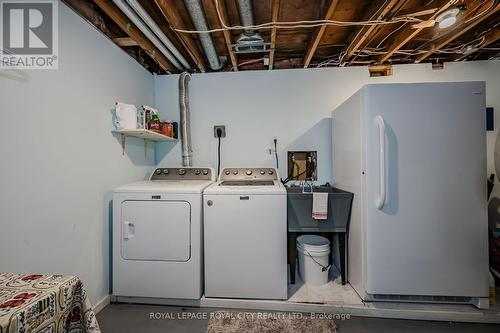 3200 Candela Drive, Mississauga (Mississauga Valleys), ON - Indoor Photo Showing Laundry Room