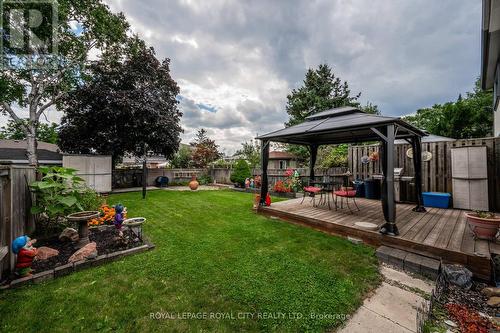 3200 Candela Drive, Mississauga (Mississauga Valleys), ON - Outdoor With Deck Patio Veranda With Backyard