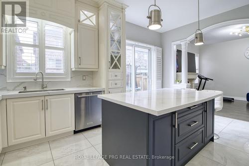 12 Idol Road, Brampton, ON - Indoor Photo Showing Kitchen