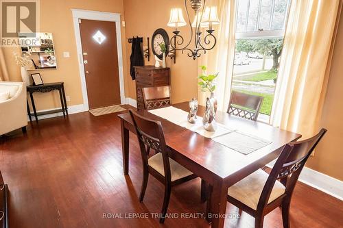 29 Elmwood Place, London, ON - Indoor Photo Showing Dining Room