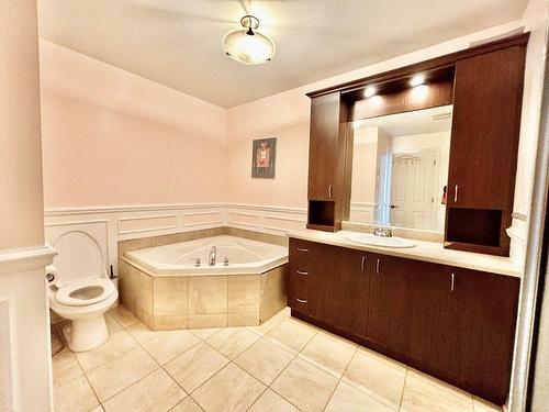 Salle de bains - 301-2282 100E Avenue, Laval (Chomedey), QC - Indoor Photo Showing Bathroom