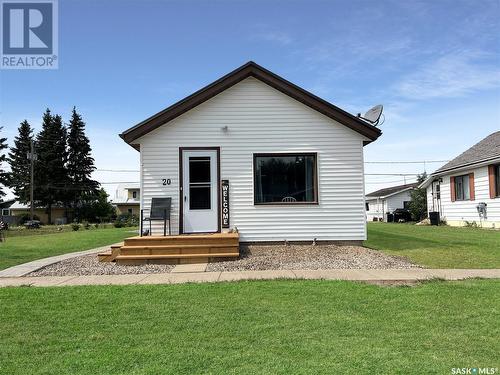 20 1St Street E, Neilburg, SK - Outdoor