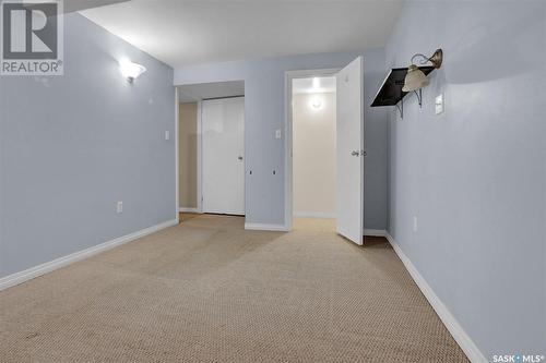 201 5Th Avenue, Caronport, SK - Indoor Photo Showing Other Room