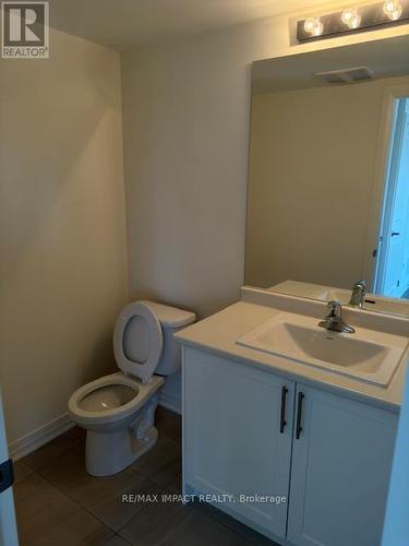 11D Lookout Drive, Clarington (Bowmanville), ON - Indoor Photo Showing Bathroom