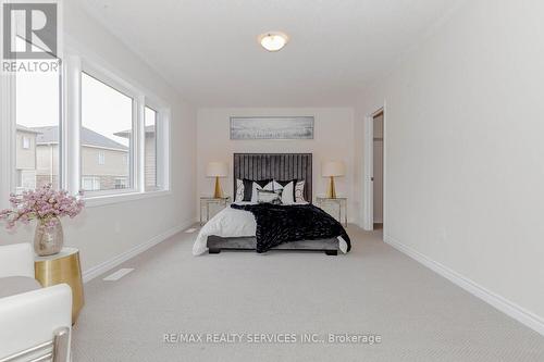 19 Heming Street, Brant (Paris), ON - Indoor Photo Showing Bedroom