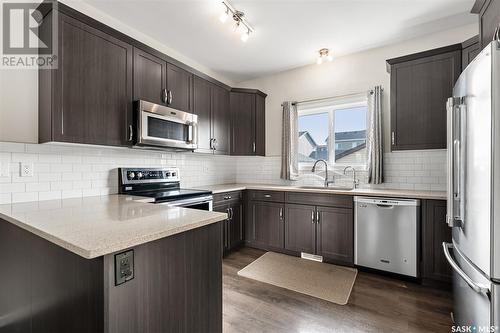 419 Secord Way, Saskatoon, SK - Indoor Photo Showing Kitchen With Upgraded Kitchen