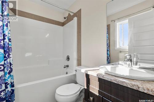 419 Secord Way, Saskatoon, SK - Indoor Photo Showing Bathroom