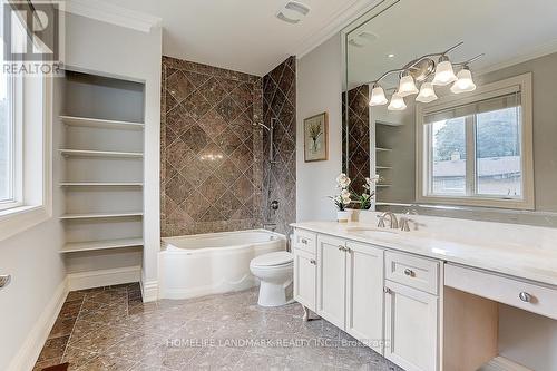 34 Moccasin Trail, Toronto (Banbury-Don Mills), ON - Indoor Photo Showing Bathroom