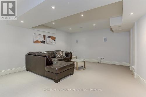 34 Moccasin Trail, Toronto (Banbury-Don Mills), ON - Indoor