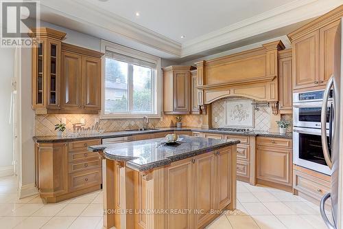 34 Moccasin Trail, Toronto (Banbury-Don Mills), ON - Indoor Photo Showing Kitchen