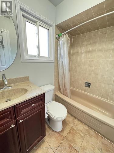 Unit #1 - 659 Roselaire Trail, Mississauga (Hurontario), ON - Indoor Photo Showing Bathroom