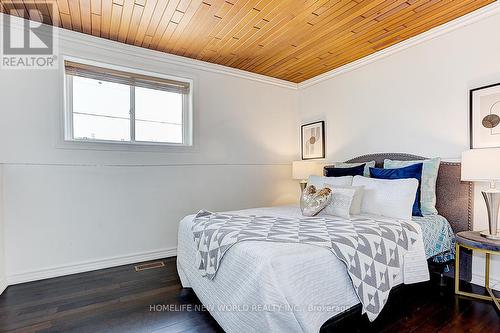 2 Lamberton Boulevard, Toronto (York University Heights), ON - Indoor Photo Showing Bedroom