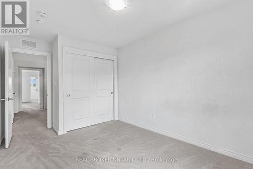 556 Julia Drive, Welland, ON - Indoor Photo Showing Other Room