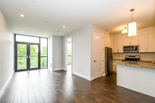 101 Locke Street S|Unit #516, Hamilton, ON - Indoor Photo Showing Kitchen