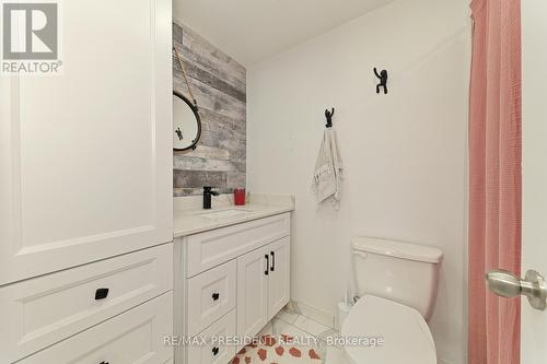 4 Morton Way W, Brampton, ON - Indoor Photo Showing Bathroom