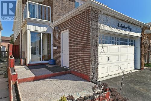 4 Morton Way W, Brampton (Fletcher'S West), ON - Outdoor