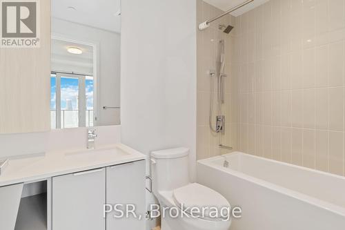 3501 - 3900 Confederation Parkway, Mississauga (City Centre), ON - Indoor Photo Showing Bathroom