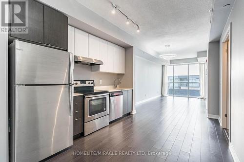 B414 - 5240 Dundas Street, Burlington (Orchard), ON - Indoor Photo Showing Kitchen With Stainless Steel Kitchen