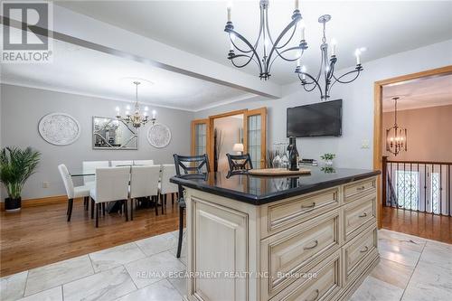 243 Wilson Street W, Hamilton (Ancaster), ON - Indoor Photo Showing Dining Room