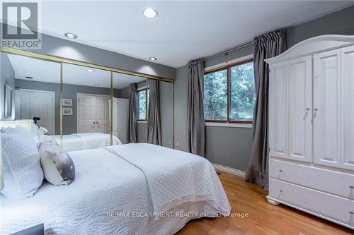 243 Wilson Street W, Hamilton (Ancaster), ON - Indoor Photo Showing Bedroom