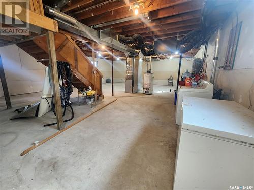 Rm Weyburn Quarter, Weyburn Rm No. 67, SK - Indoor Photo Showing Basement