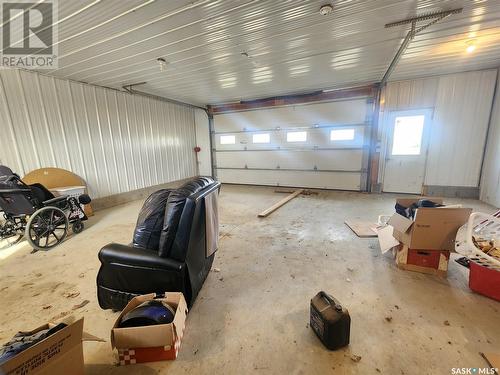 Rm Weyburn Quarter, Weyburn Rm No. 67, SK - Indoor Photo Showing Garage