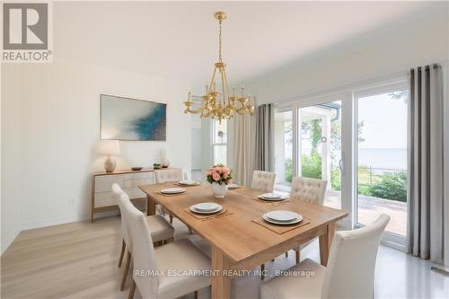 2352 Carrington Place, Oakville, ON - Indoor Photo Showing Dining Room