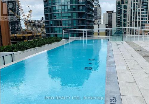 2702 - 161 Roehampton Avenue, Toronto (Mount Pleasant West), ON - Outdoor With In Ground Pool