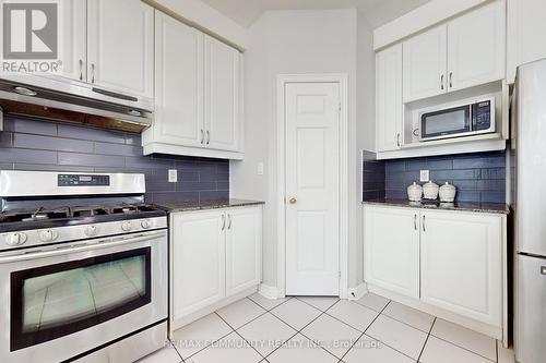 154 Angus Drive, Ajax (Central), ON - Indoor Photo Showing Kitchen