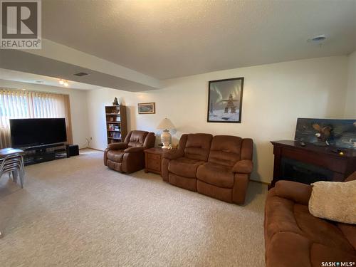 126 Wright Crescent, Biggar, SK - Indoor